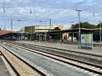 Rückblick auf die Bahnsteige des Bahnhof Stralsund am 26.