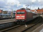 Ausfahrt fr den EC 379 Stralsund-Brno,am 06.November 2012,aus Stralsund.Zuglok 101 084 blieb bis Dresden am Zug.