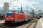 Am 10.07.2017 fährt 147 007 aus dem Stuttgarter Hauptbahnhof aus