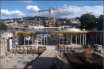 Eine Bahnsteighalle im Entstehen -

Rohbauarbeiten am neuen Stuttgarter Hauptbahnhof mit den später charakteristischen Kelchstützen.

05.09.2019 (M)