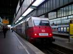 101 070 mit dem IC 2362 in Stuttgart Hbf. Aufgenommen am 11.10.2009