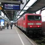 143 655-9 am 01.03.2013 mit RE 22043 nach Tbingen Hbf im Stuttgarter Hbf.