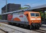 DB: Lokvielfalt auf dem Hbf Stuttgart am 21. Juni 2014. BR 120112-8  märklin  anlässlich einer Rangierfahrt.
Foto: Walter Ruetsch