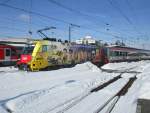 Die 1116 153 (ÖAMTC) mit dem EC 113 im Bf. Traunstein am 03.02.2015