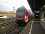 Dieser IRE war am 04.01.2012 als IRE 4909 Karlsruhe Hbf - Stuttgart Hbf unterwegs. Ich nahm ihn von hinten den Steuerwagen auf bei der Ausfahrt von Vaihingen (Enz). Der nchte Halt ist auch der Endhalt und heit Stuttgart Hbf. Vaihingen (Enz), 04.01.2012.