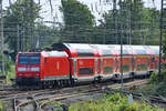 Nachschuss auf den von der Elektrolokomotive 146 121-9 geschobenen Regionalzug. (Wanne-Eickel, Juni 2020)