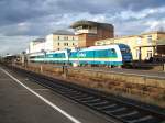 Alex mit 2 Loks auf der Fahrt von Hof Hbf nach Mnchen Hbf , macht hier gerade Station im Bahnhof Weiden (Oberpf).