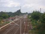 Bahnhof Wolfen (bei Bitterfeld) zur Zeit Krftig im Umbau
Aufgenommen von der Fugngerbrcke am 29.7. 2010