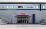 Hintereingang und Bordrestaurant -    Nordzugang des Wolfsburger Hauptbahnhofes.