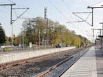Blick auf den umgebaute Bereich des  Bahnhof Wünsdorf-Waldstadt hier derBahnsteig in Richtung Elsterwalde am 28. Oktober 2022.