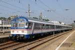 TRI/NX Karlsruher Steuerwagen als RB48 in Wuppertal Oberbarmen, am 05.06.2018.