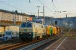 215 082-9 DB mit Stopfmaschine in Wuppertal Steinbeck, am 19.03.2024.