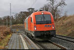 1216 901-4 (Siemens ES64U4) durchfährt als Tfzf den Hp Zscherben auf Gleis 2 Richtung Halle (Saale).

🧰 RTS Rail Transport Service GmbH (RTS)
🕓 18.2.2022 | 14:41 Uhr