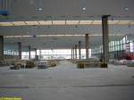 Am 11.08.2005 war der Boden in der im Bau befindlichen neuen  S-Bahn-Werkstatt in der Halle des ehemaligen Postbahnhofes in  Frankfurt am Main bereits betoniert, erste Strukturen begannen  sich