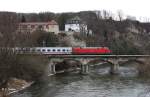 DB 101 015-6 schiebt IC 2355 Frankfurt Main - Binz, Thringer Bahn KBS 580 Naumburg - Erfurt, fotografiert auf der Saalebrcke bei Saaleck am 21.02.2012 