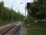 Das Signal E1 zeigt Dauerrot in Schwedt(Oder) Richtung Streckenende.Aufgenommen am 01.Mai 2019.