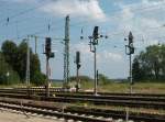 Ab Herbst 2010 sollen auf dem Bahnhof Lietzow die neuen Ks-Signale angeschlossen werden,so werden auch die alten DR-Lichtsignale verschwinden und durch die neue Generation Signale abgelst.