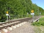 An der Brcke ber den Saiserbach bei Lietzow,an der Strecke Lietzow-Binz,stehen diese Warnschilder.