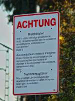 Schild am Fu der Sdrampe am Aachener Hbf die nach Belgien fhrt. (22.11.2011)