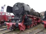 O1 1056 am 30.05.14 in Darmstadt Kranichstein bei den Bahnwelttagen. Hoffentlich fährt diese Lok irgendwann mal wieder von Selbst