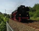 Rückfahrt der BR 01 0509-8 vom Einsatz auf der Schiefen Ebene nach Glauchau. Bild konnte bei Sommerwetter am 10.06.2014 in Plauen aufgenommen werden. 