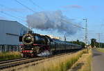 Am Morgen des 24.6.17 kam 01 150 mit einem passenden Wagenpark als Sonderzug von Mönchengladbach nach Emden durch Anrath gefahren.