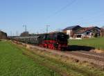 Die 01 180 mit einem Sonderzug nach Freilassing am 05.12.2015 unterwegs bei Straß.