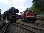 Dampflok der 01er Baureihe und eine Diesellok der 112er Baureihe in Putbus am 20.05.2012