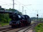 Die 03 1010-2 fährt in den Lüneburger Bf ein und macht sich bereit zum Ankoppeln der Wagons. 13.06.2015