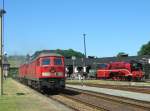 232 524 und 233 249 bei Durchfahrt in Nossen.