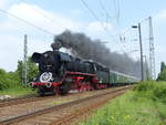 Am 12.05.2018 war die 44 1486-8 auf Jubiläumssonderfahrt. Zu ihrem 75. Geburtstag fuhr sie den DPE 24176 von Magdeburg Hbf nach Meiningen und ist hier in Erfurt Ost zu sehen.