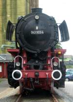 Die letzte, in Emden stationierte, Dampflok 043 903-4 (ex 44 903) auf Ihrem Denkmalplatz vor dem Emdener HBf.