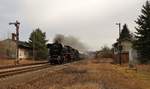 Am 26.02.17 ging die IGE Winterfahrt mit 44 1486-8 und 44 546 weiter von Gera bis Lichtenfels. Hier der Zug zu sehen in Pößneck oberer Bahnhof.