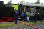 Wasserfassen von 50 380 mit Sonderzug Meiningen-Arnstadt am 07.10.2017 in Steinbach-Hallenberg.