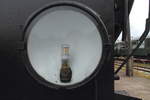 Auch die moderne LED-Technik hat bei einer 75-jährigen Einzug gehalten.
Eine Tenderbeleuchtung der 52 1360-8 des Eisenbahnmuseums Vienenburg e.V..So gesehen beim beim 14. Bahnfest im Bw Schöneweide.
