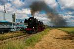 Werrabahn 52 1360-8 am 06.06.22 in Liederbach mit einen Sonderzug zu Dampf in dem Taunus