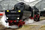 BR 52 8177-9 bei der Rangierfahrt aus dem Bahnhof Leipzig