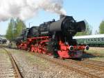 52 8029-2 beim Bw Fest in Nossen,bei der Fhrerstandsmitfahrt am 19.04.09