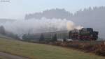 52 7596 und 064 419-5 mit dem DPE 92506 (Rottweil-Hausach) bei St.Georgen 6.11.11