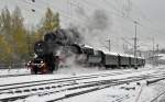 52 7596 ist mit einem Dampfsonderzug von Rottweil nach Villingen-Schwenningen unterwegs.Die Fahrt fand statt anllich der 4.