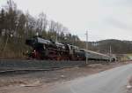 52 1360-8 schiebt den Sonderzug rckwrts in die neue sdliche Tunnelrhre des Bebenroth-Tunnels zwischen Eichenberg und Bad Sooden-Allendorf.