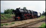 528038 erreicht hier am 19.5.1997 mit ihrem Museumszug aus Stadthagen kommend Rinteln.