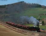 58 311 der UEF mit dem Fotogterzug (Gerolstein-Ulmen)bei Pelm 6.4.10 