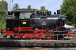 Die frisch lackierte Dampflokomotive RAG D-724 (ex 80 030) auf der Drehscheibe des Eisenbahnmuseums in Bochum-Dahlhausen.
