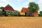 Die HAW 9 - eine Mak G 500 - und 89 7513 ziehen einen historischen Zug von Derneburg nach Bockenem; 19.07.2009