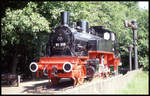 Einst war sie die letzte beriebsfähige Strecken Dampflok der Georgs Marien Hütten Eisenbahn: Lok 5. Danach wurde sie als Denkmal 91318 Pängel Anton in Münster Gremmendorf aufgestellt, wo dieses Foto am 9.7.1993 entstand.