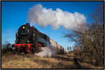 95 1027-2 - Blankenburg (Harz) 27.01.24 @ BL 
Rechts die Strecke ist größtenteils abgebaut. Sie ging nach Thale. 