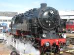 BR 95 1027, eine mchtige Maschine am 16.09.2012 auf der Drehscheibe des BW Arnstadt historisch in Thringen, anlsslich des Dampfloktages.