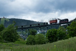99 1793 mit einer DR Garnitur und einem Güterwagen in Oberwiesenthal, 20.06.2016