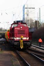 203 006-2 der EfW-Verkehrsgesellschaft mbH, Frechen im Bauzugdienst in Saarbrcken-Burbach am 20.03.2011.